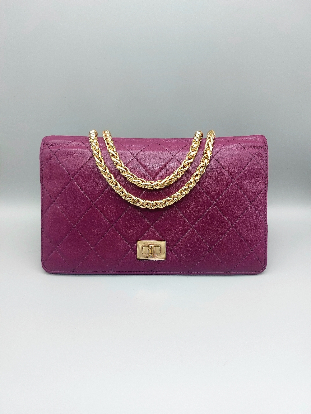 🌸CHANEL Purple Quilted Leather Wallet🌸